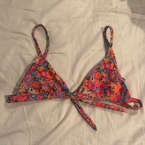 Skatie Floral Bikini Top - Mulholland print